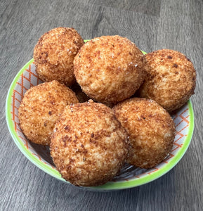 Saint Coxinha's Family Recipe - Cheese Balls - Just Warm it! (10 packs)