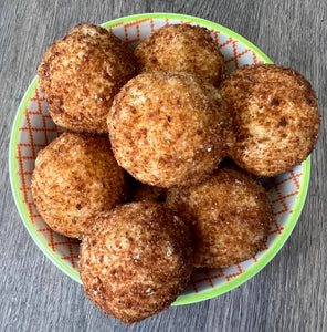 Saint Coxinha's Family Recipe - Cheese Balls - Just Warm it! (10 packs)